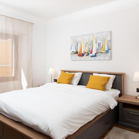 Sena Luxury Apartments プーラ エクステリア 写真